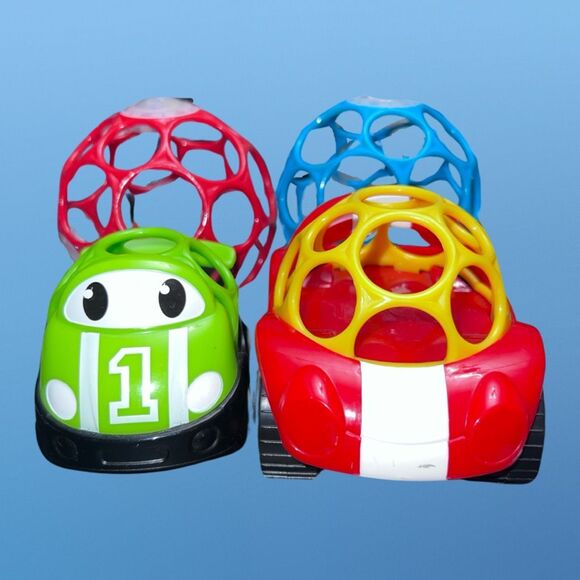 Lot of 4 OBall Toys Cars/Rattles Toddler/Baby - Picture 4 of 4